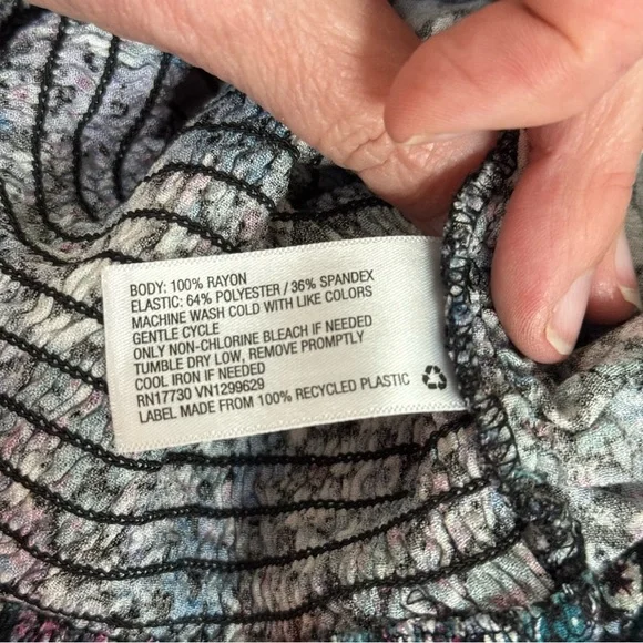 Wild Fable Floral Ruched Long Sleeve Square Neck  Print Women's Top. Size XL - Picture 7 of 7